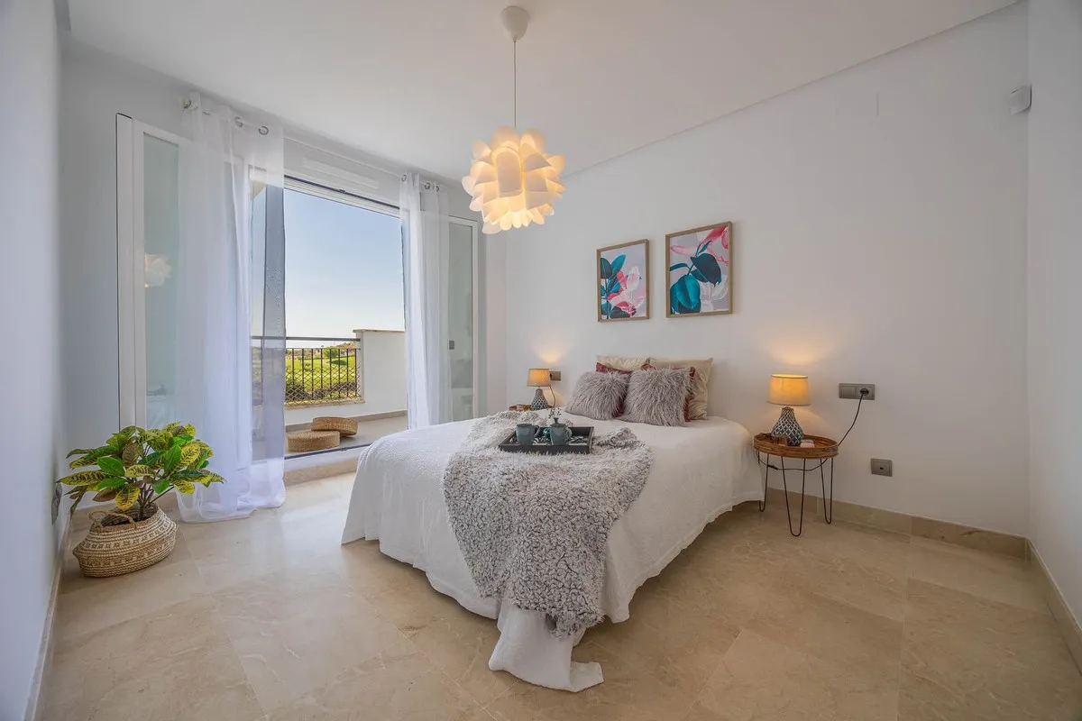 39043ba8-fa4d-4115-9866-c80e933d164f