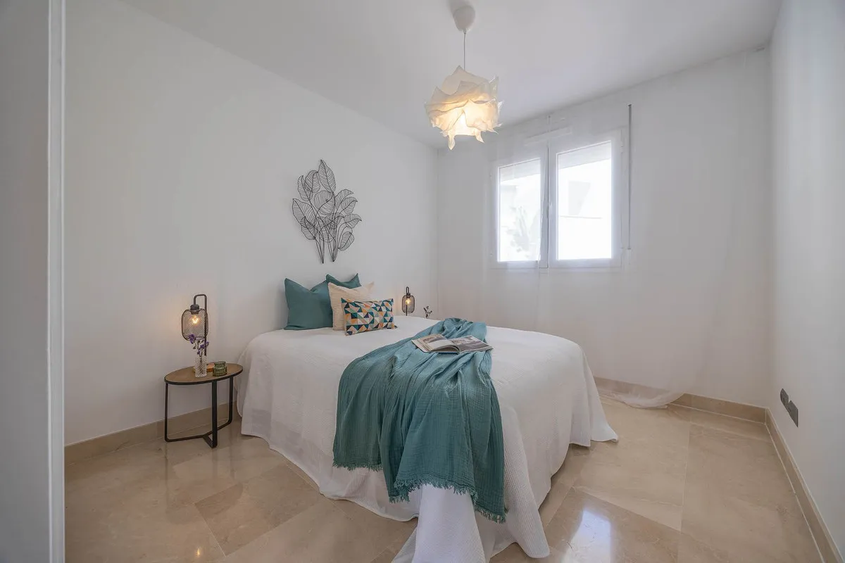 85b38547-4116-4859-8767-decad3b79fca