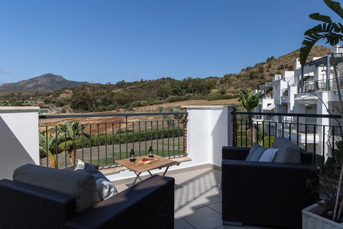 d8c540a9-3022-4c4b-a979-ab22605e5ad9