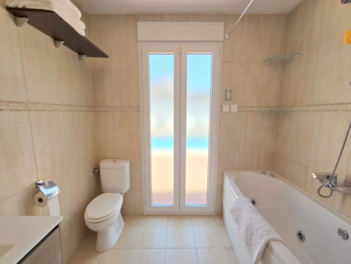 d158fc60-f6d6-441b-9985-0b5efdcfd4cb