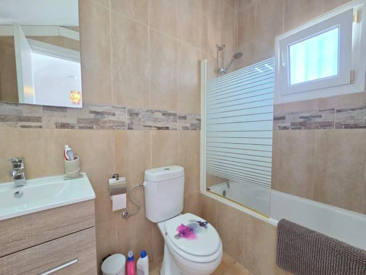 de7e7637-e532-47fb-a4ec-71faf79511f1