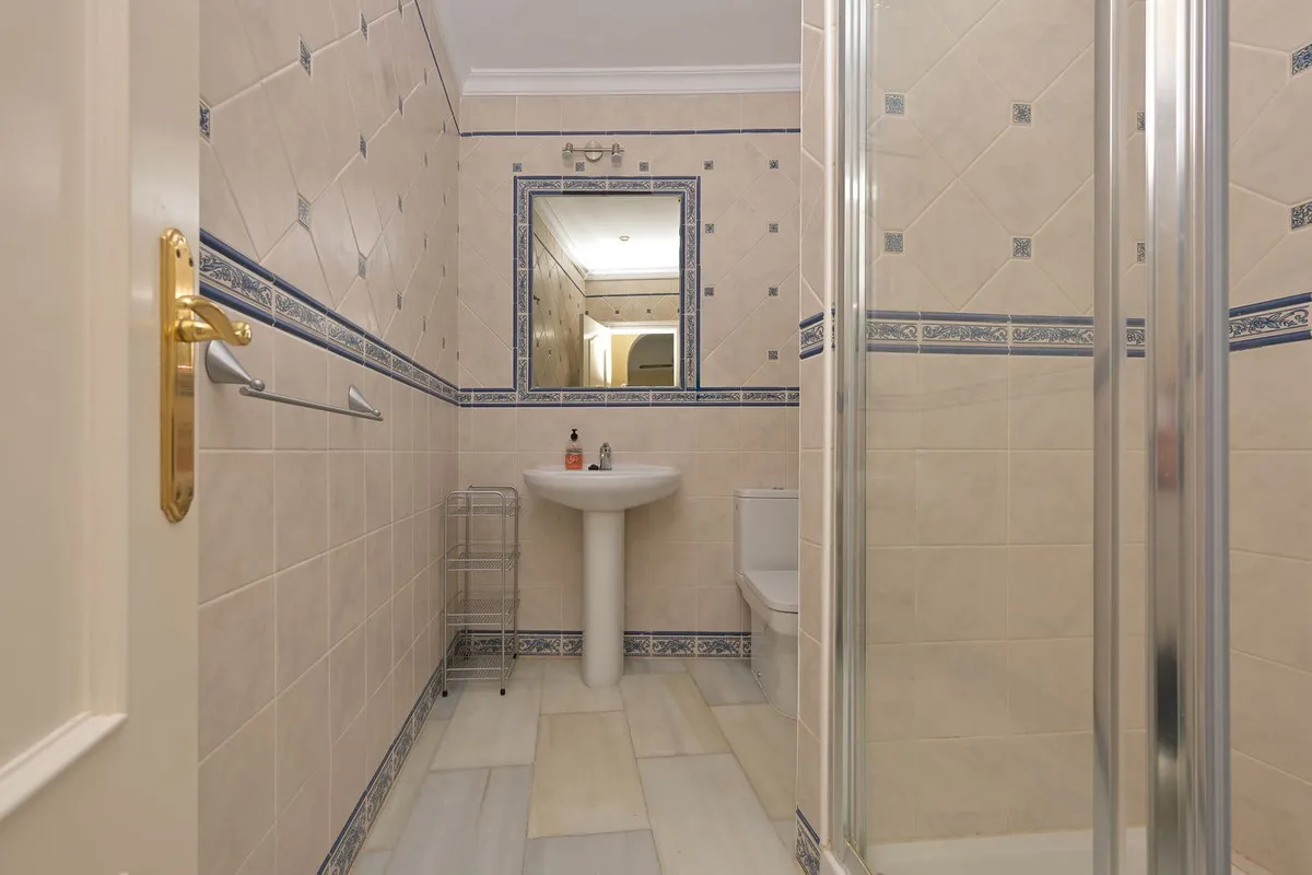 4aafd913-2f2d-4467-b8d3-66b76399f4ec