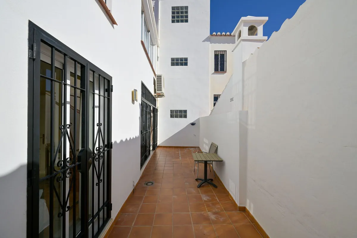 dfc18146-e11e-45bf-9ddf-e45c78d7ea85