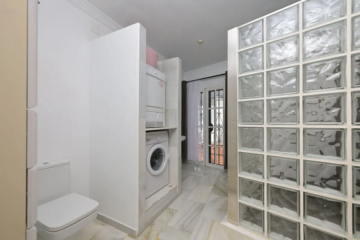 efc2e682-2f7b-4947-9bf5-a5c01befad0f