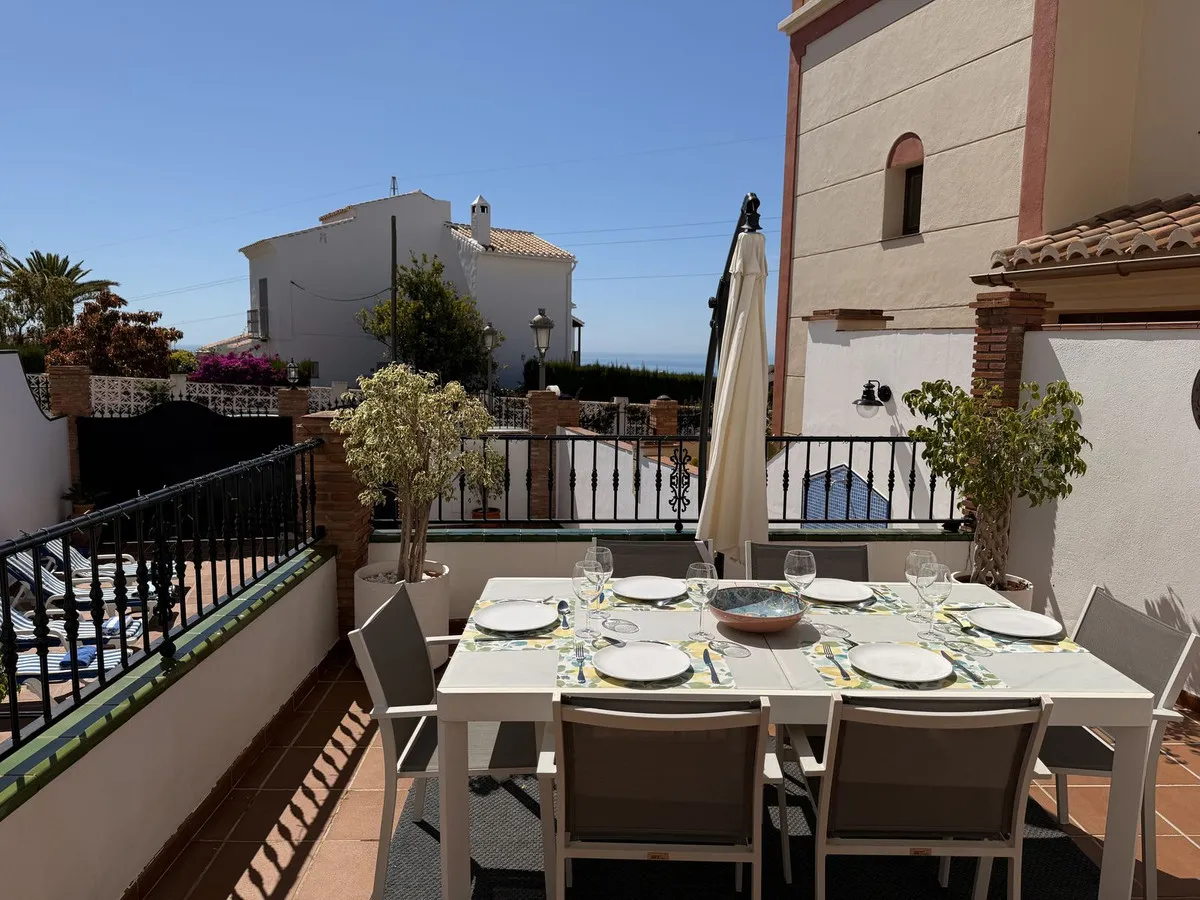 54e84ac2-64fe-4f65-b15c-bbd4922f2e1f