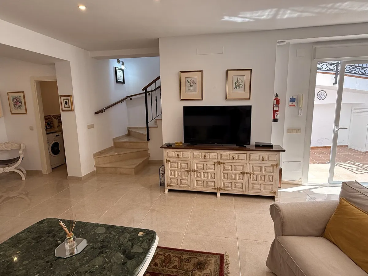 57368c25-e085-438c-a104-dbb07a2a905d