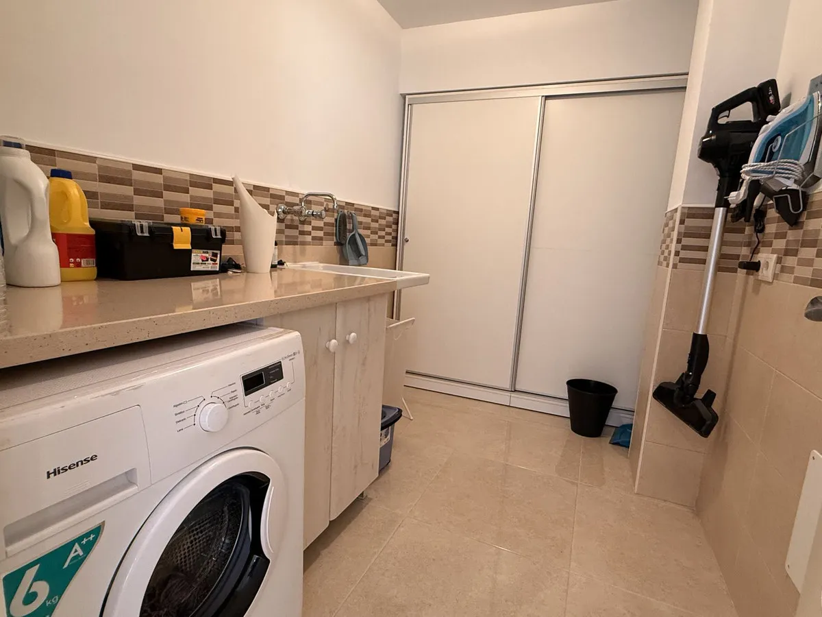 7e42897f-9049-4857-987e-b64efb830bf2