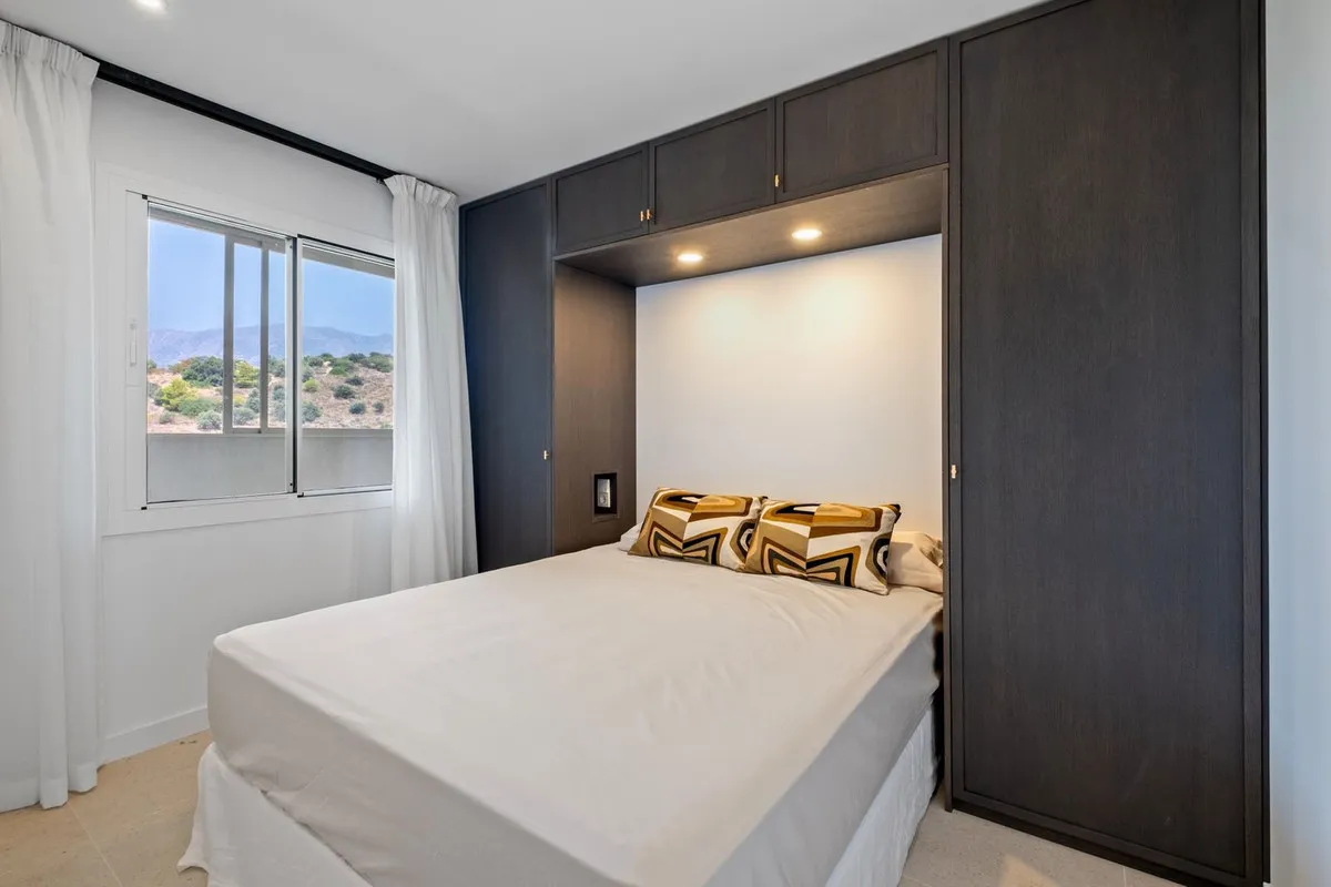 4f454528-1806-4698-88cc-aa5a7abfb15e