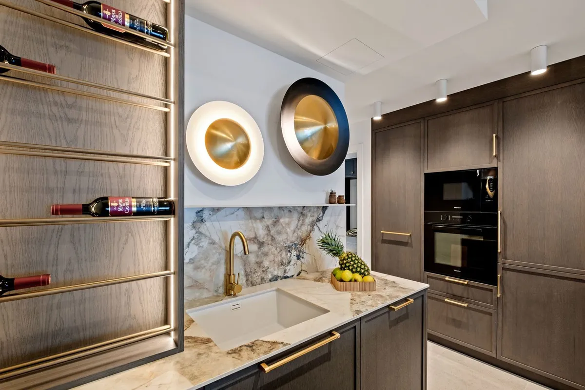 5837182f-607a-44b6-a215-d6ee264d1c2c