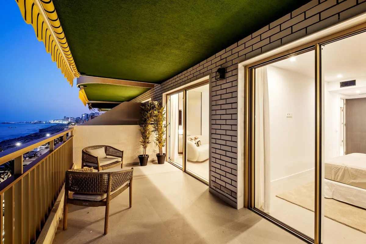 a2493410-988d-4ae3-a15d-a5087b7b2735