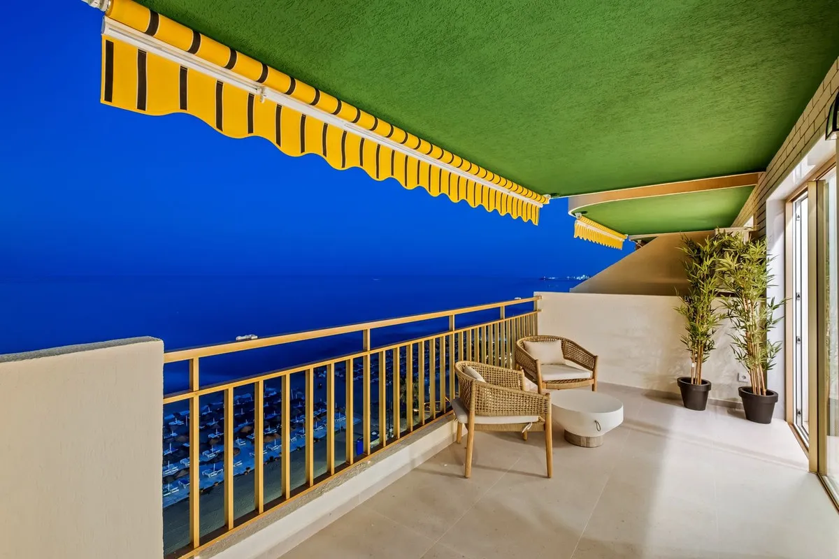 c8c5e29f-f7a3-4426-9691-c90f02f46821