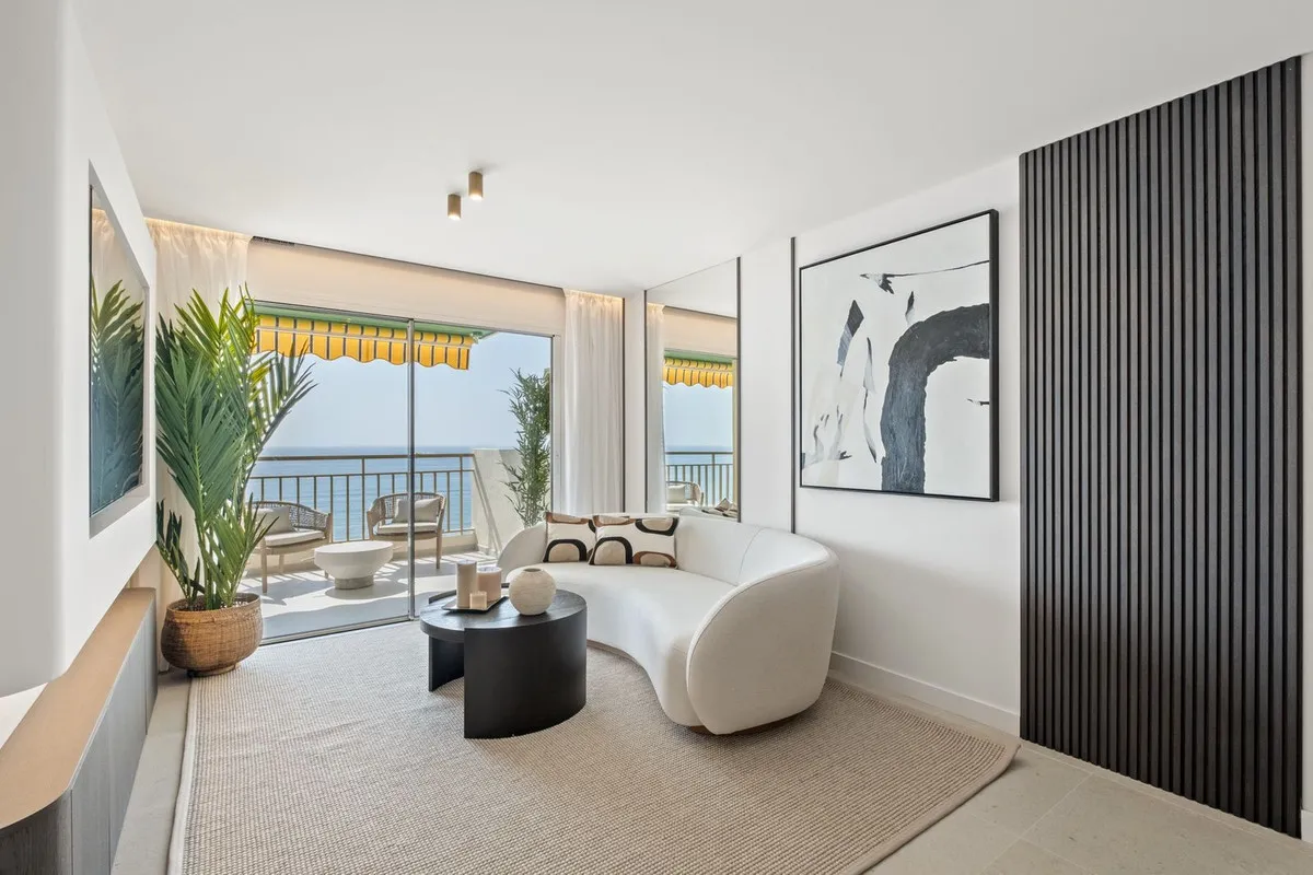 f235b538-d221-42df-a0a5-db7511e914d4