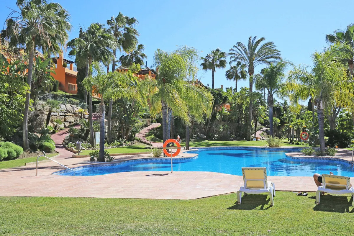 4b480e54-8c36-47ef-9dc6-c04355fdaf75