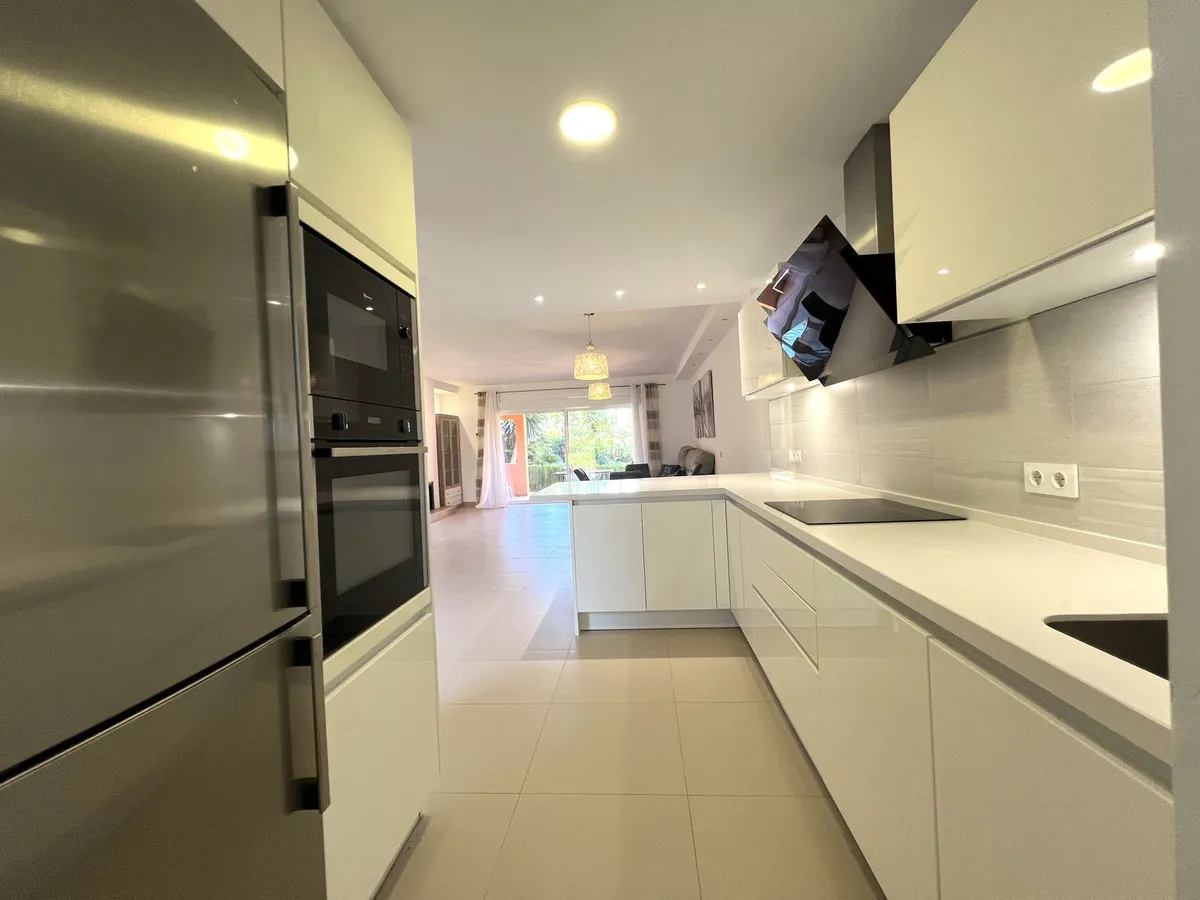 68ebe5cb-0d5b-460e-a375-ed5f667275ee