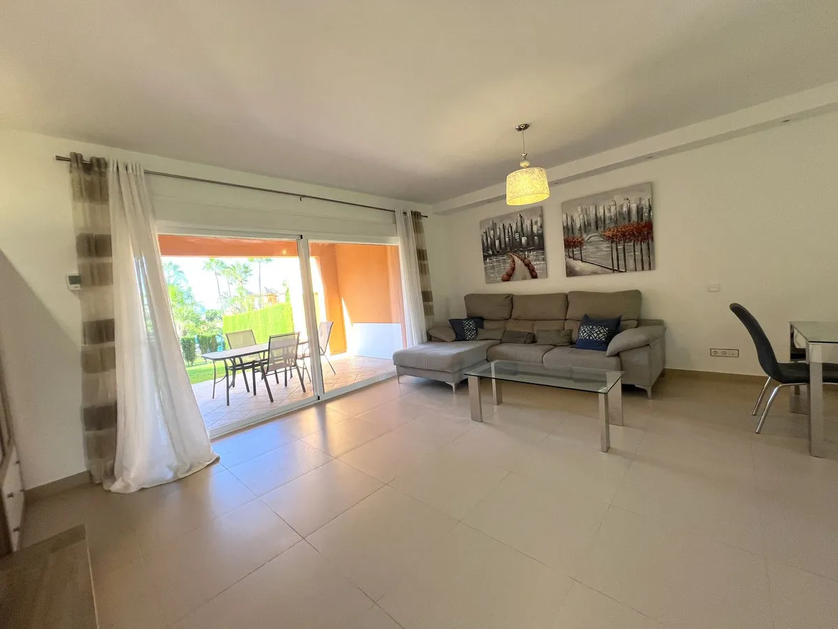 756711b4-8c8f-43fb-b27f-c6adbdf3108f