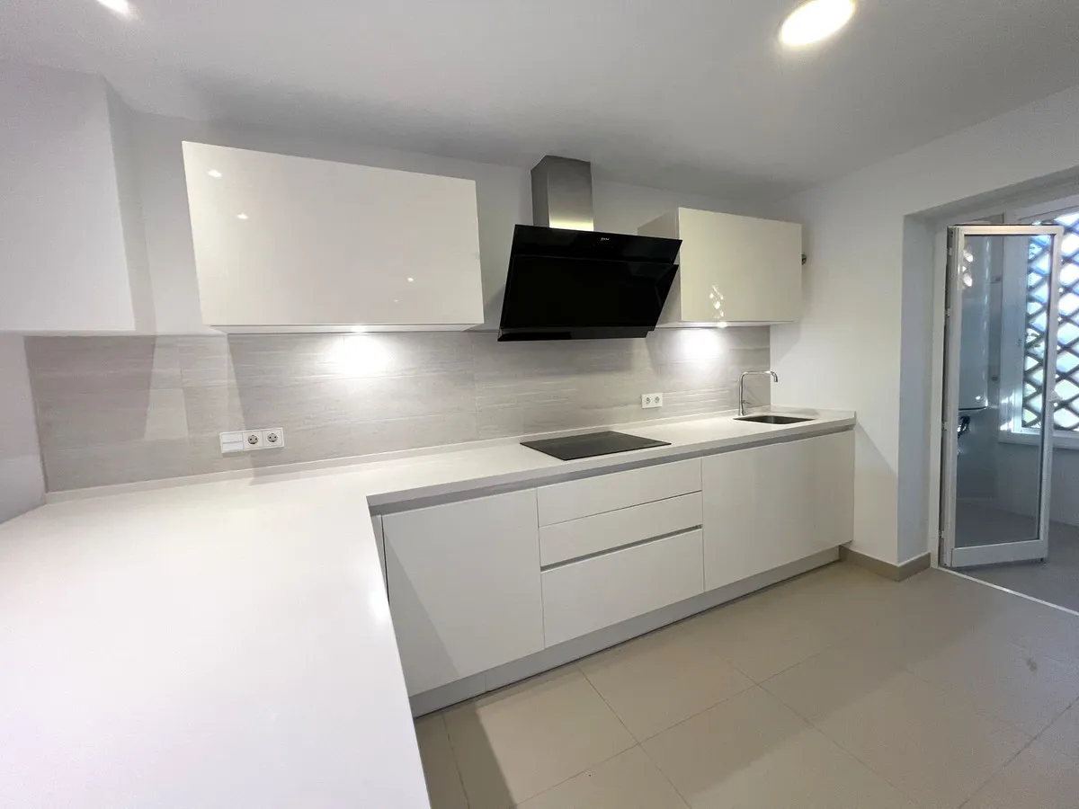 be3854b3-8600-4964-b6b2-80bdf475e14f