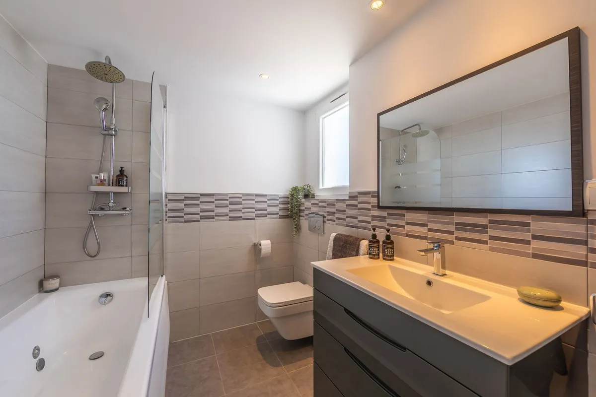 4036ee67-7837-46ef-bf8f-d14da801dd94