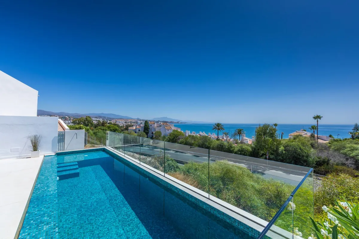 4f7782e0-a1a2-4009-8bb5-e9152f687435