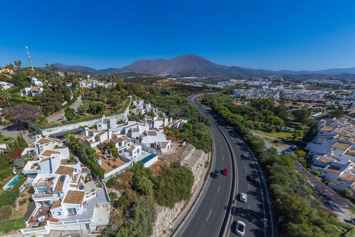 6d7f9652-9f3e-4da3-936d-f8c6125e6cf6