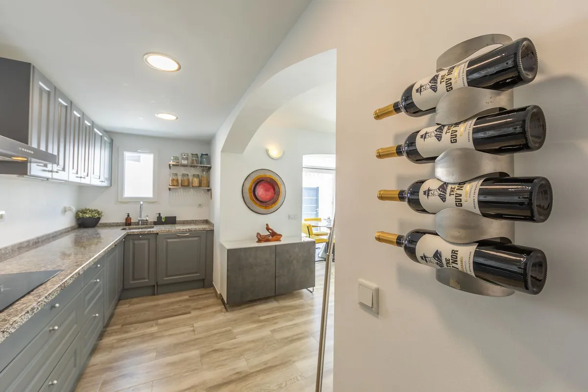 83403cf1-5e72-49c6-9393-687191b57667