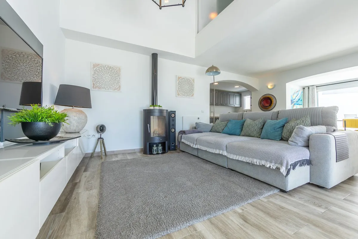 84f868eb-edf5-46b3-a783-0af7ef10e89c