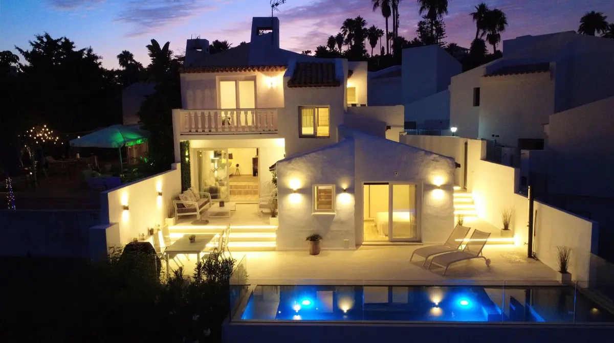 943f513c-9acd-4791-ba9b-d0d0ef46f97b