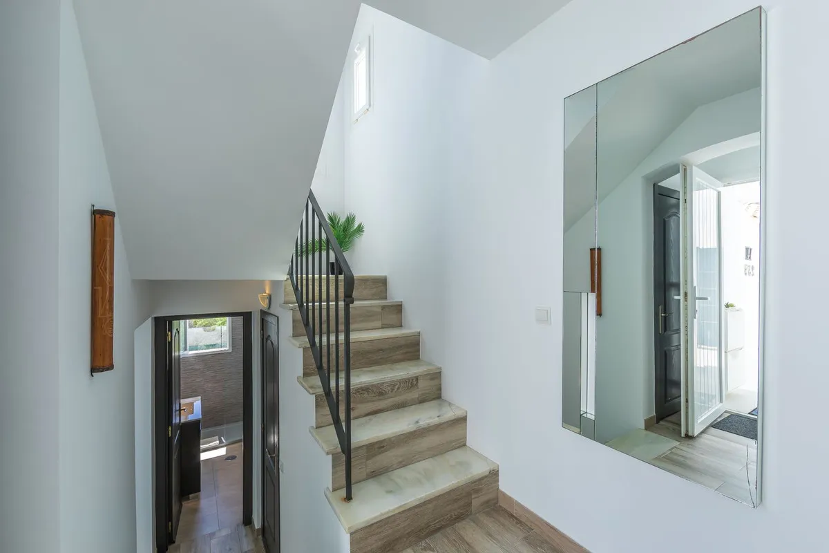 cb7609e9-681a-4fa0-8ff0-e234294cf51e