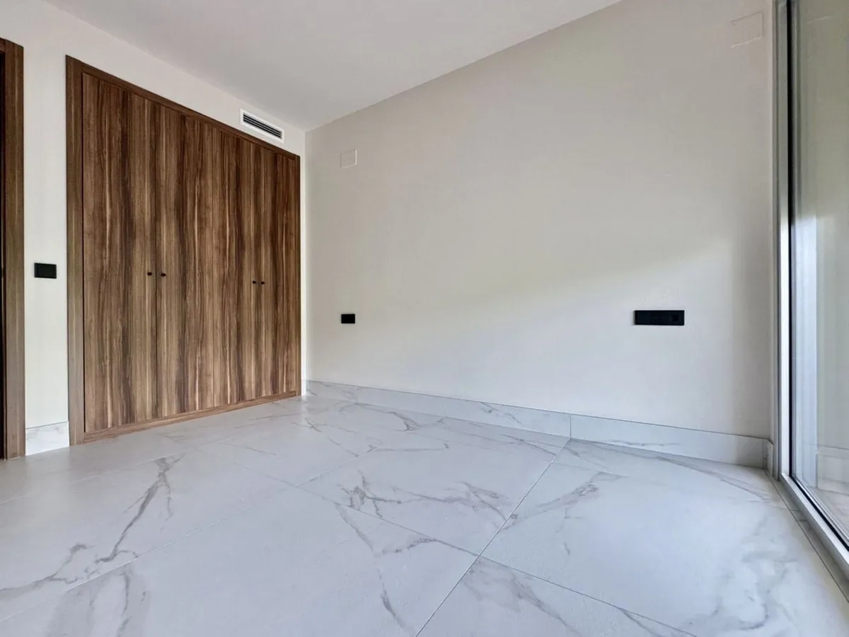 1953bc79-1009-4f86-b825-c9796d8c32ef