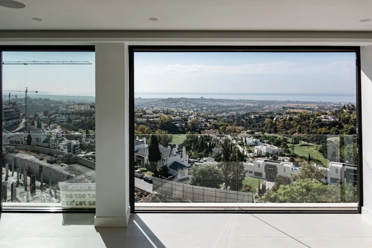 b7e99f3e-2a35-4352-ad17-1c8b85c40c69