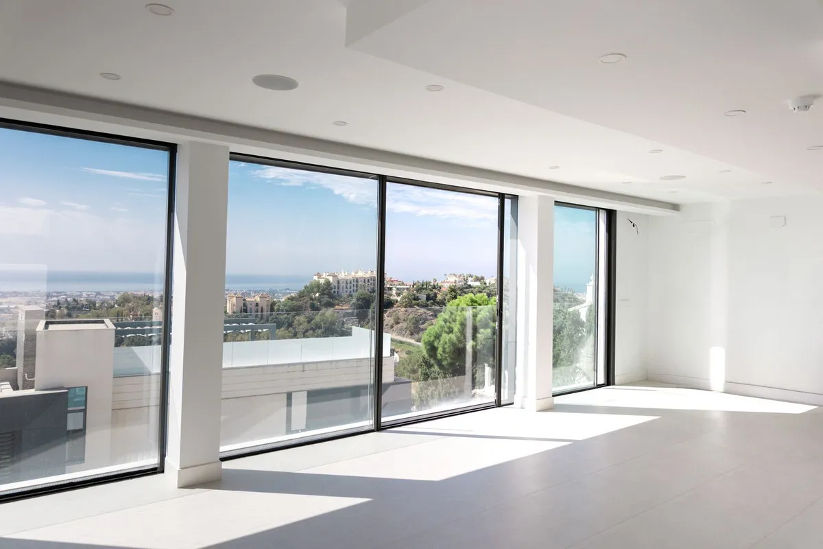 fde6f241-fbd7-4837-b8c0-64a821a35b8b