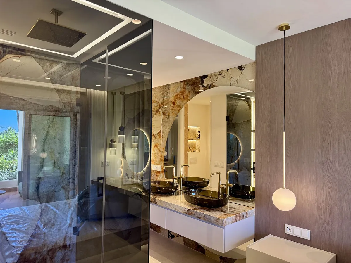 7304514f-b5e0-45da-8ee6-71ff74510175