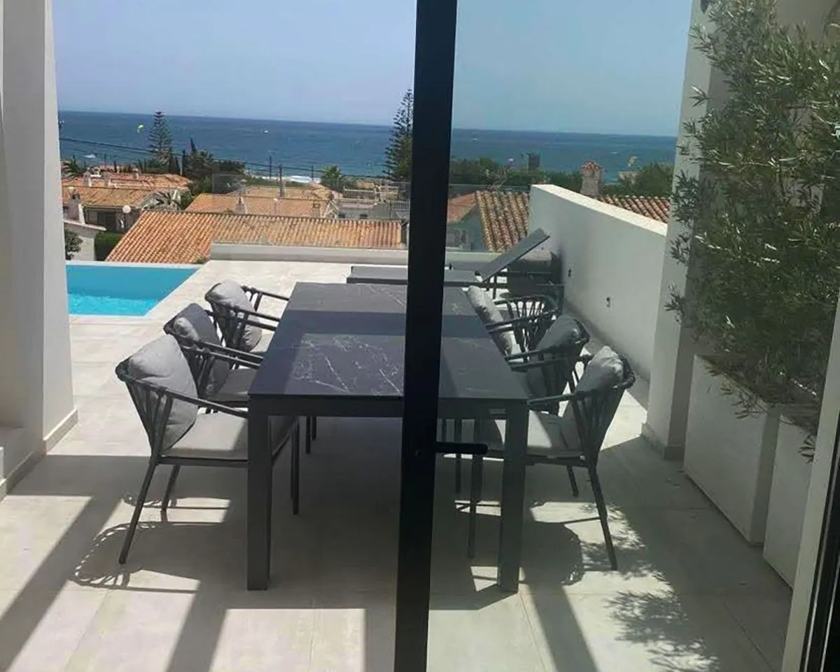 07374872-2f08-48c0-a0be-44a420a68045