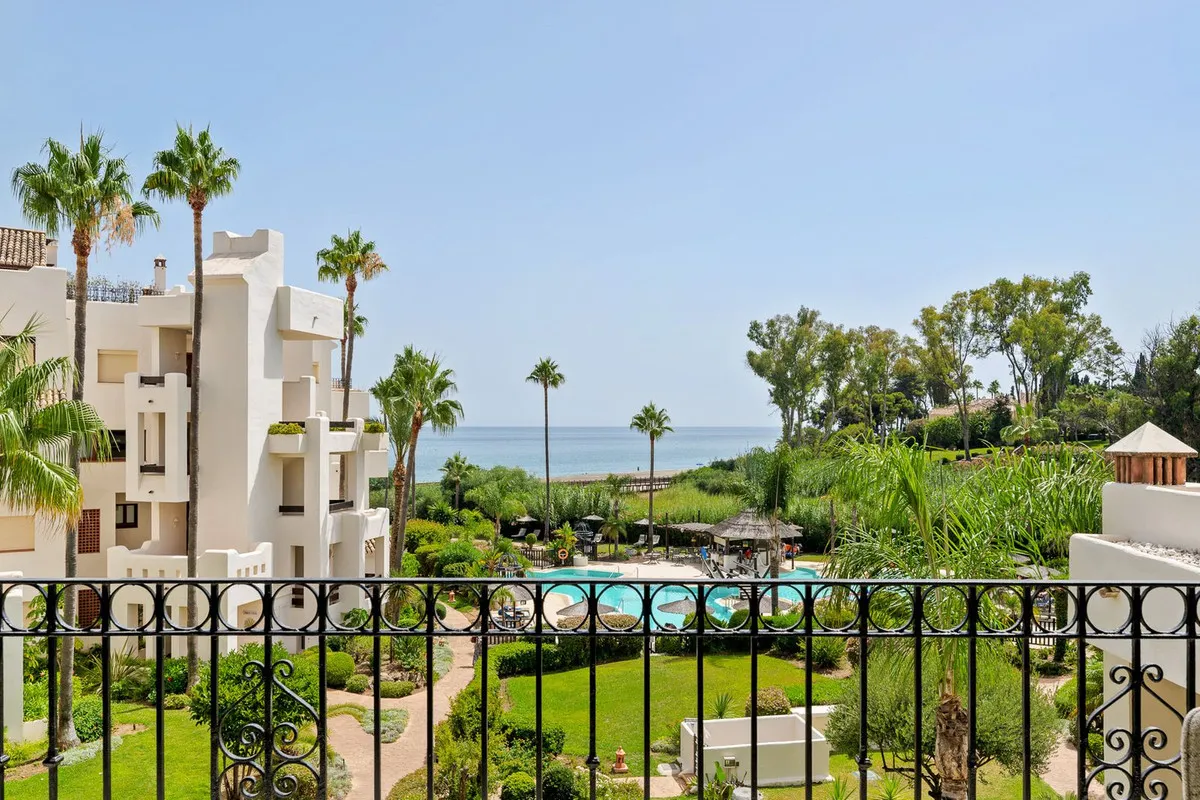 37e0c439-1c8c-4371-9472-9fc716176d9d