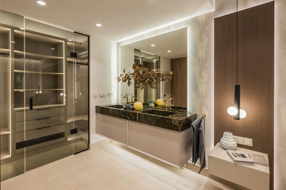 ec0290d3-b036-4fcd-a4d5-15e68525eb01