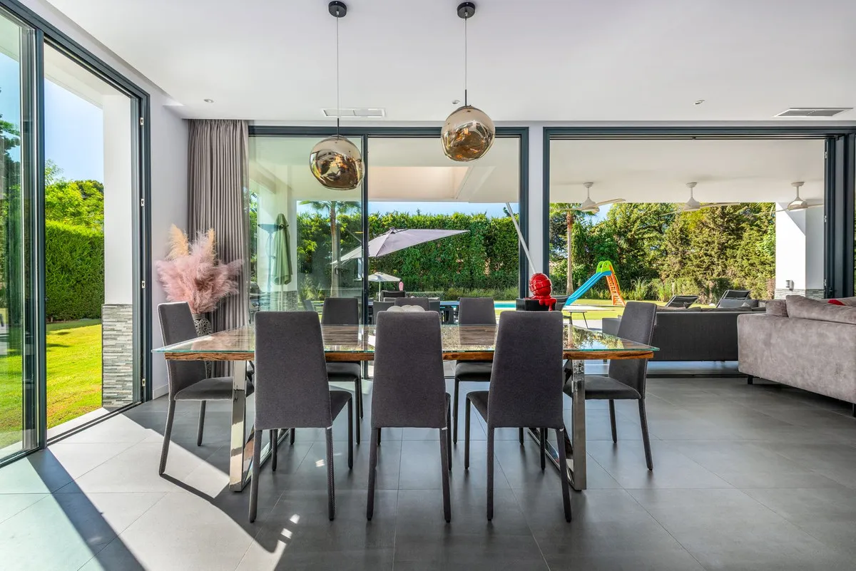 0cc29ab4-da24-423b-9e93-e7c3823f8afb