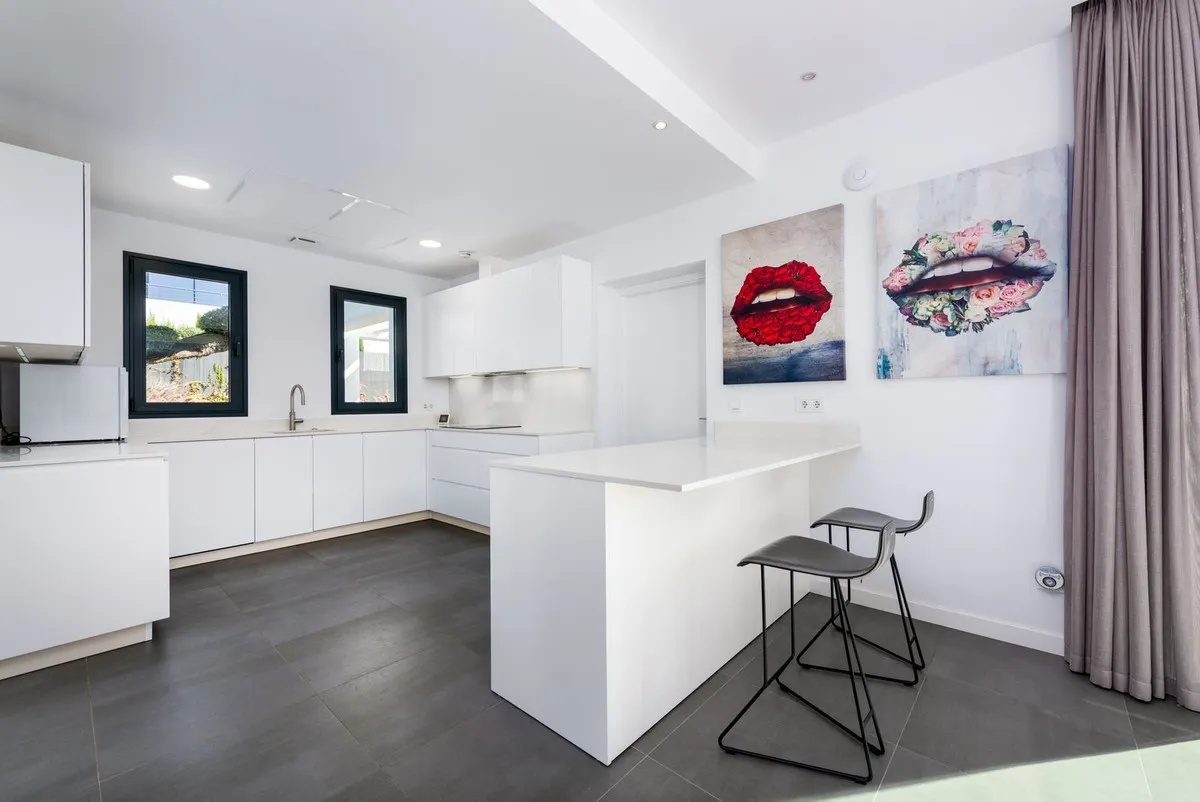 5bce5c21-da1c-419a-9d95-423ef4e0ead9