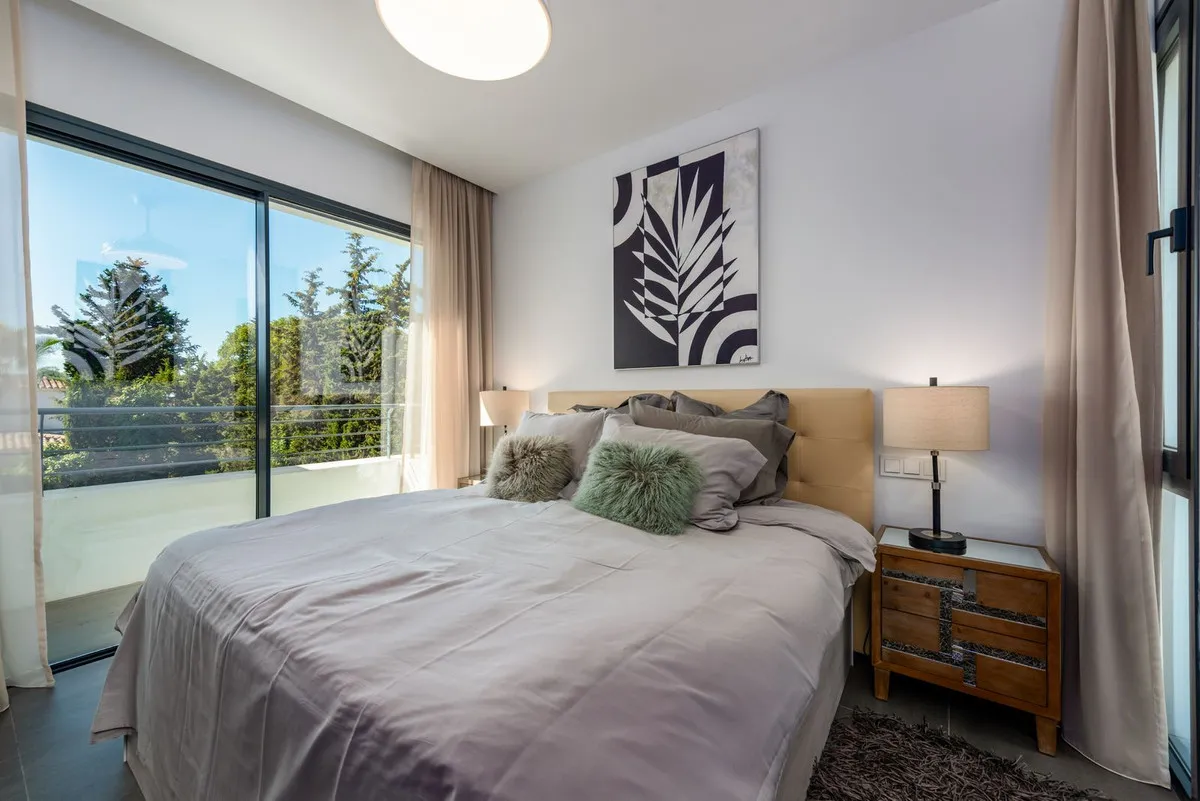 5c9a7622-cb3b-4adb-a328-35e00dbcf6e4