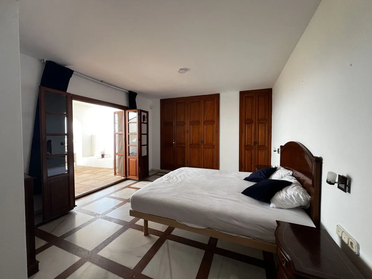 22b3836a-3ddc-432e-abe5-2b056188d234