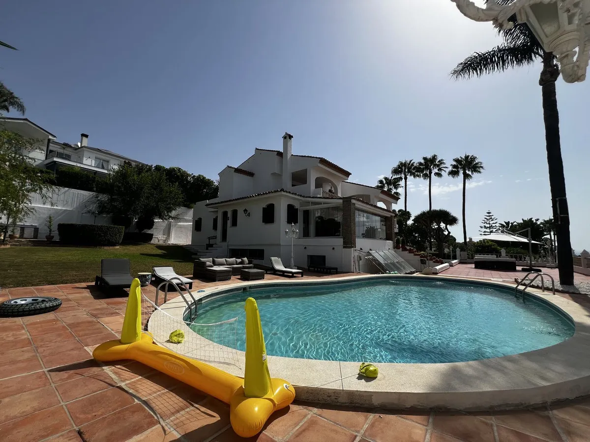 8a8e1362-5acc-4d0f-9931-62d6847dea6e