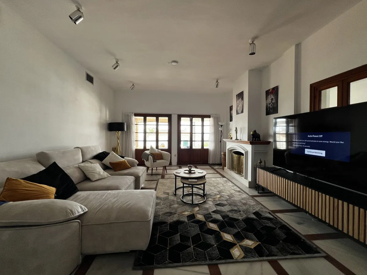 9ffae9cf-21ea-41df-82b2-6b178a6a41ba