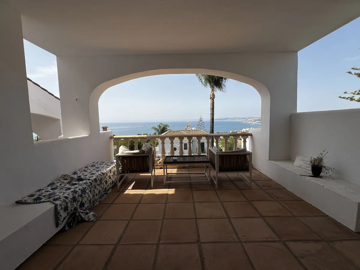 a343e9eb-1b9b-46ed-9a91-2fdf09450e88