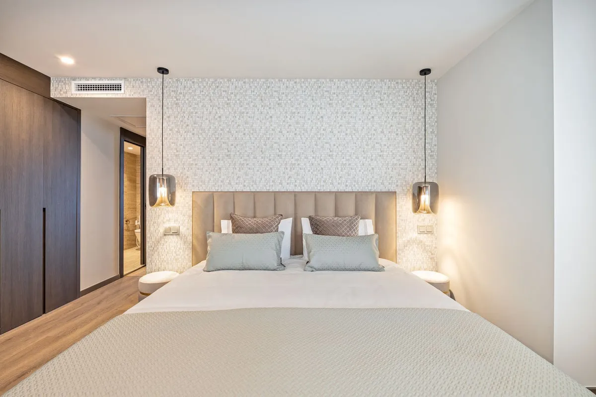 cf48da79-31b7-4674-858e-8fe27ee53b74