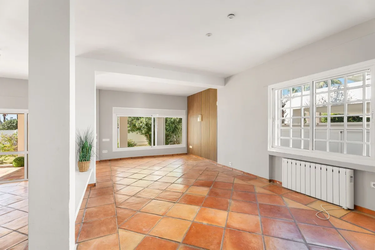 5d6909f4-0e1f-4079-94f4-c40ca4a4fe87