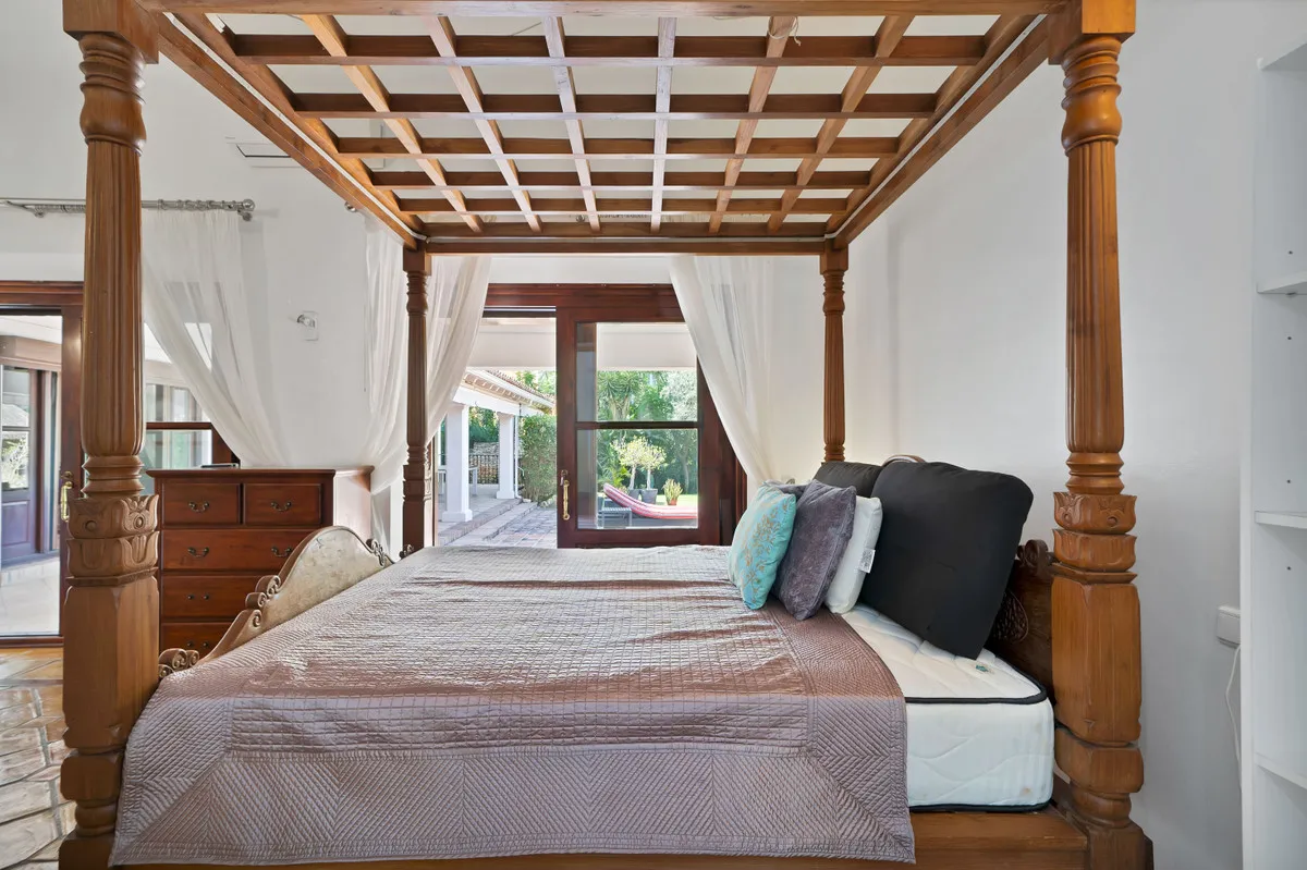 5150671f-0c24-4ad3-ae25-2f9038f42034