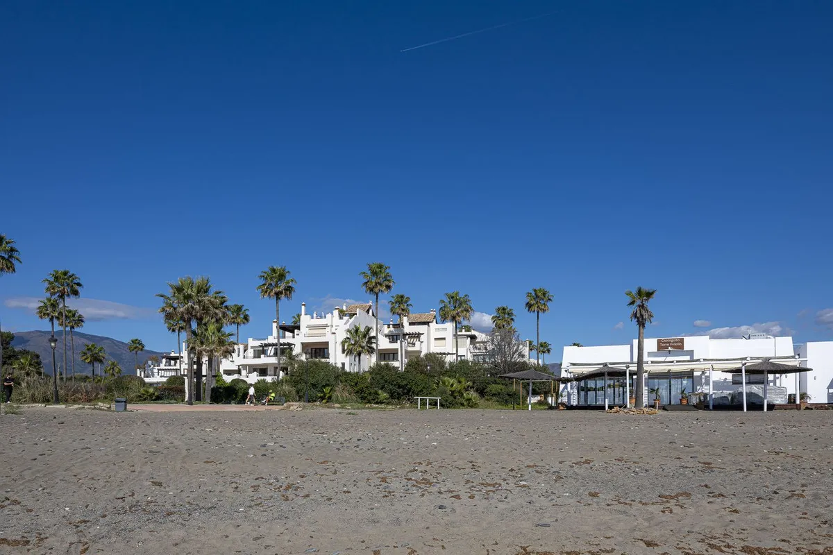 7061414f-03ec-4197-9306-3edc1f61792b