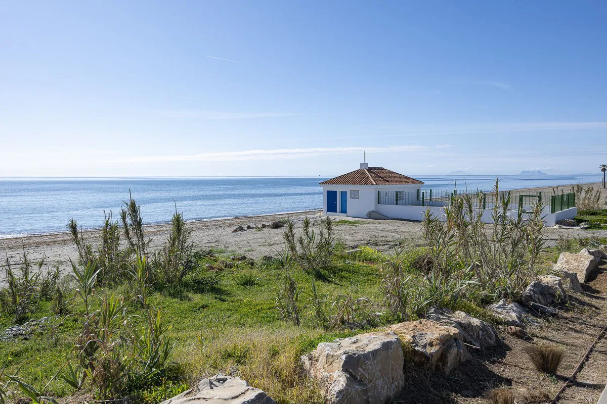 ef6bf3fd-b157-4749-93b7-f40e2bdb2ecc