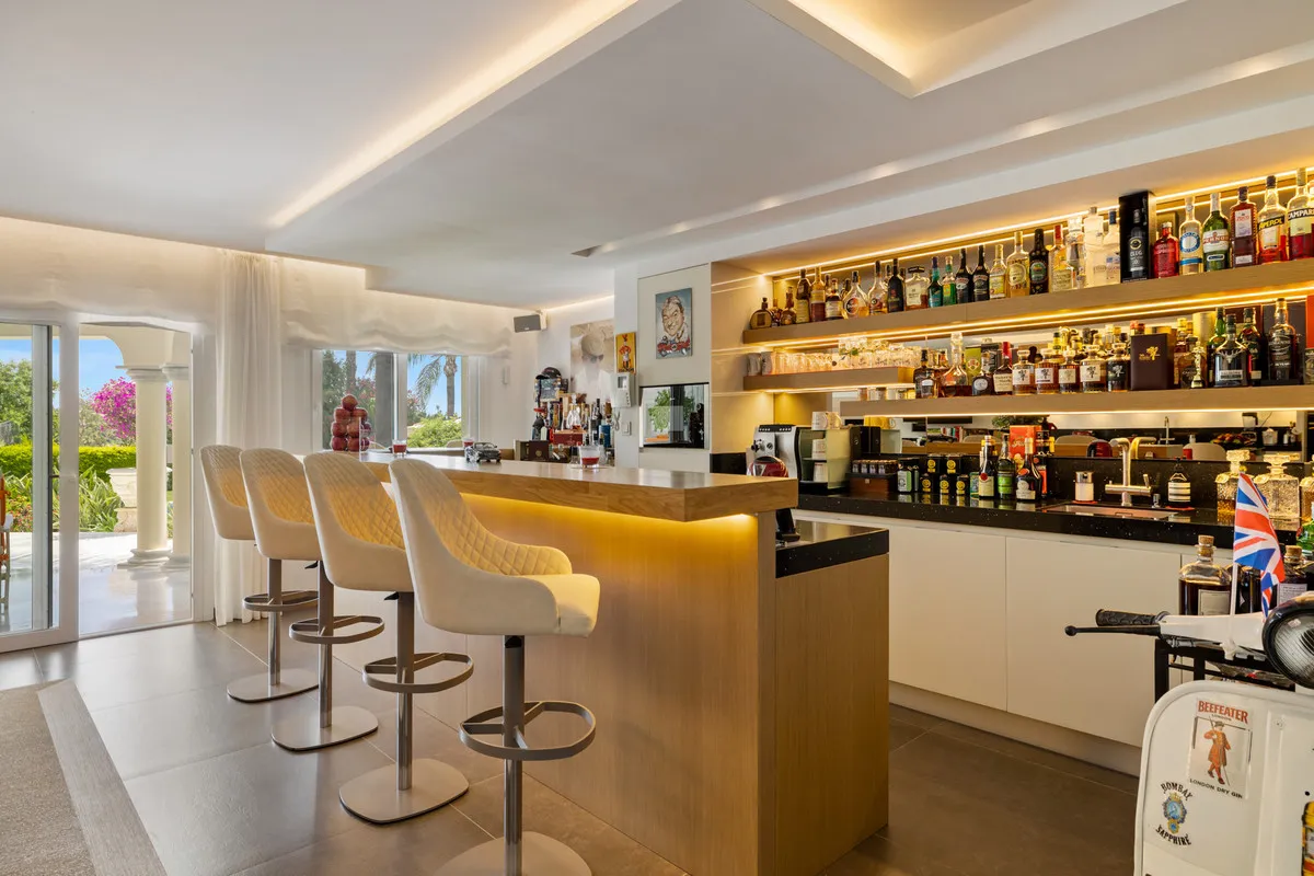 7aef0e0b-f67c-4334-960a-caf098e1d748