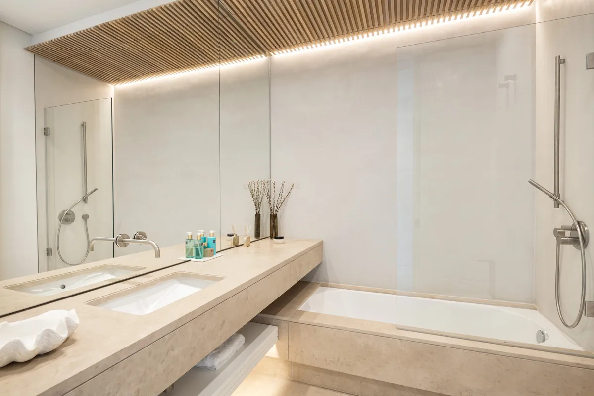 e219bdc0-ff81-45d1-b9ef-2974392ac65b