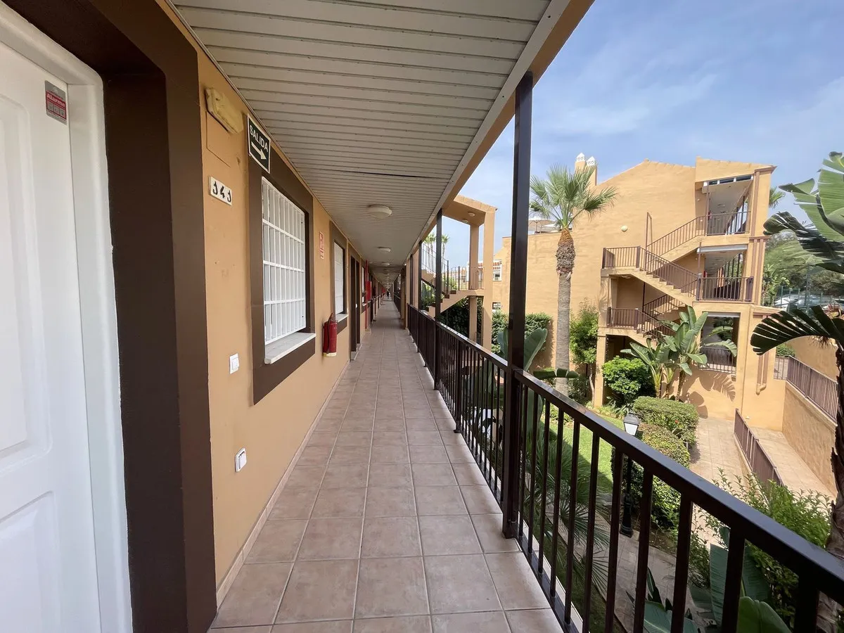 d1f586c2-914c-45b0-9d4e-94d6e2d0adcc