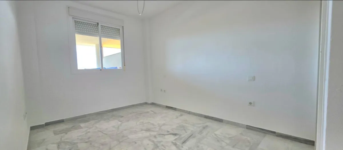 2e743e57-734d-4fac-8e06-777707924a2d